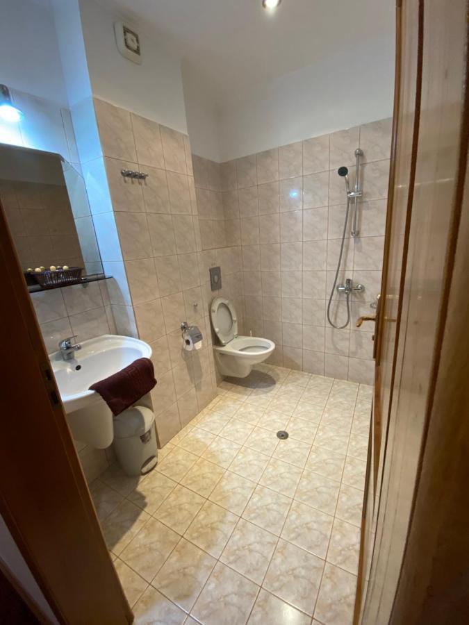 Family Hotel The Golden Fish Sozopol Exteriör bild